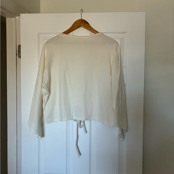 Sparrow Co Angel wing scrunch top - Picture 3 of 3